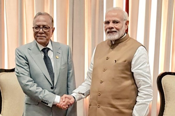 Indian Prime Minister Narendra Modi meets Bangladesh President Abdul Hamid 