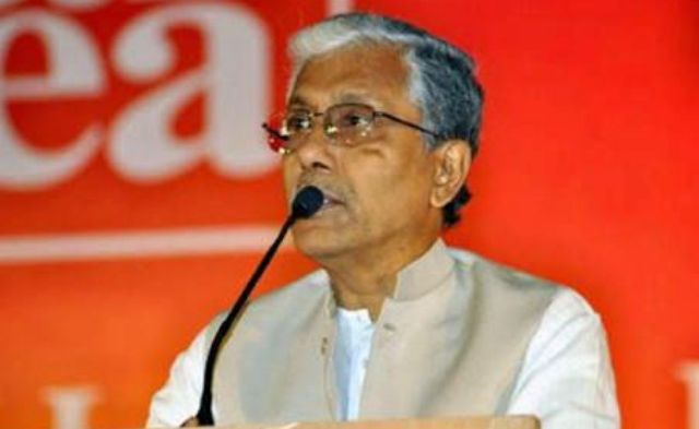 Manik Sarkar resigns as Tripura CM