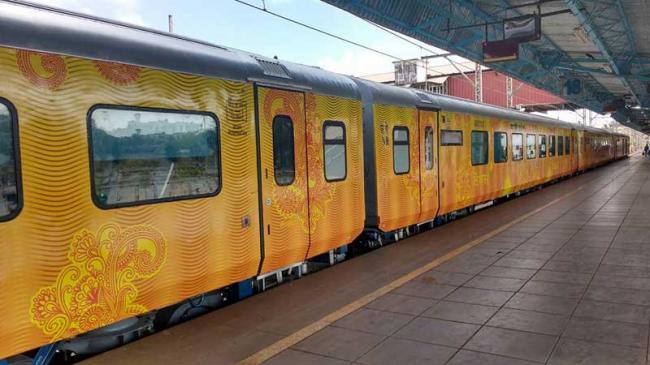 Three workers run over by Tejas Express in Maharashtra