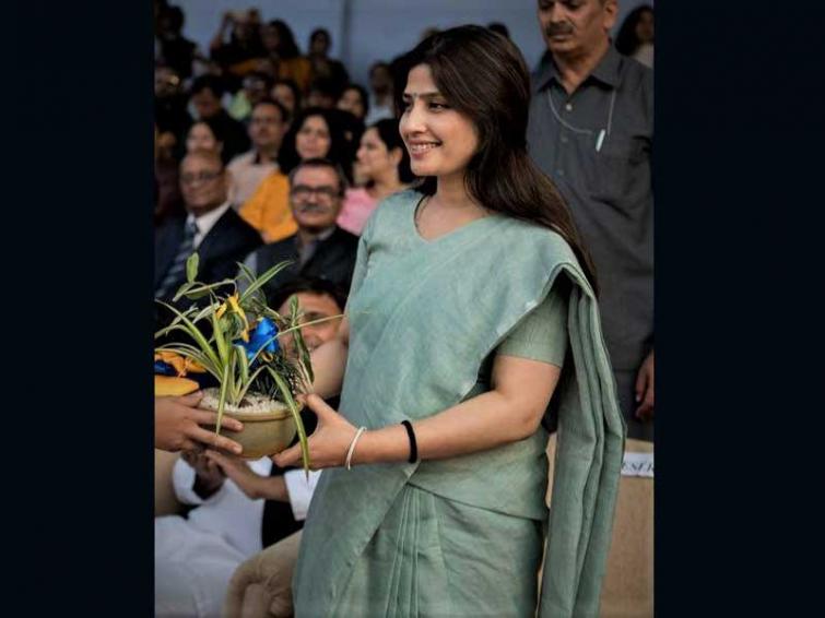 SP leader Dimple Yadav files nomination from UP's Kannauj seat