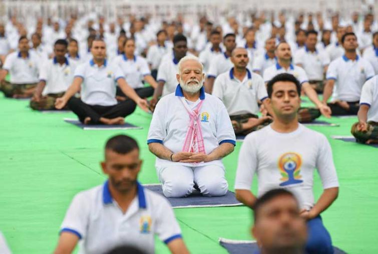 PM leads Mass Yoga demonstration at Ranchi