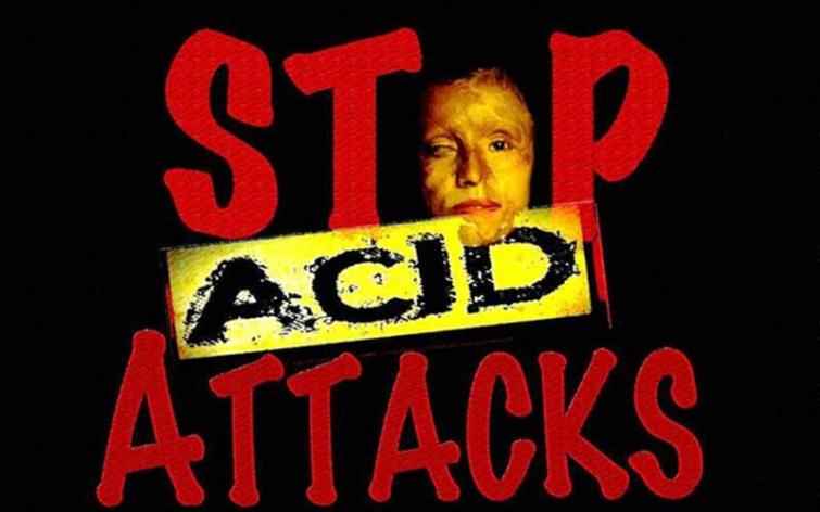 Hajipur: 16 members of a family injured in acid attack