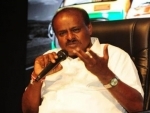 Karnataka CM Kumaraswamy submits memorandum to PM Modi seeking release of NDRF funds for taking up drought relief works