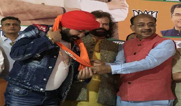 Singer Daler Mehendi joins Bharatiya Janata Party 