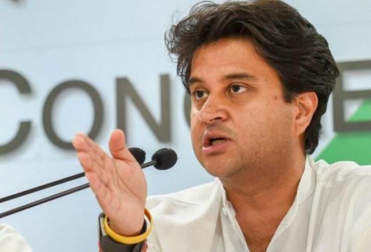 Jyotiraditya Scindia removes Congress from Twitter bio