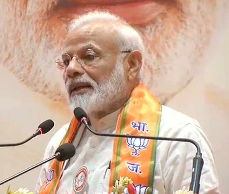 Modi explains Budget 2019 to people from Varanasi, shares road to 5 trillion economy