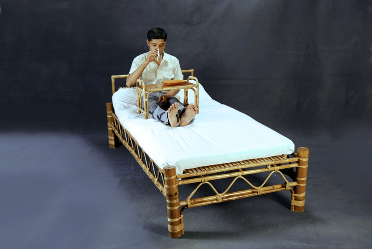 IIT-G designs bamboo hospital furniture range