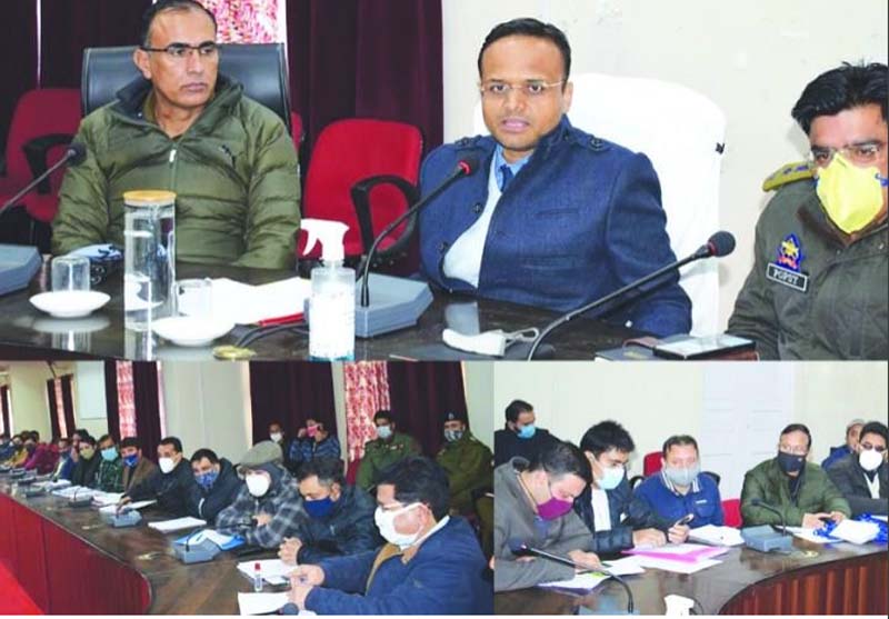 J&K: DPEO Doda briefs DDC contestants about counting process