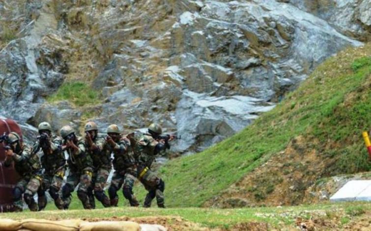 Pakistan shells forward posts in Poonch's Balakot