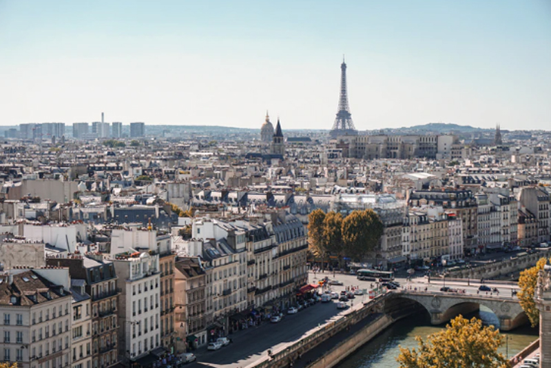 Police use tear gas on protesters in Paris rally against global security bill: Reports