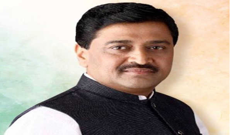 Ashok Chavan backs Uddhav Thackeray's demand of vaccine from Centre