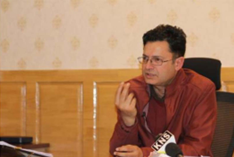 GI tagging for Kashmiri carpets to begin soon: Mahmood Shah