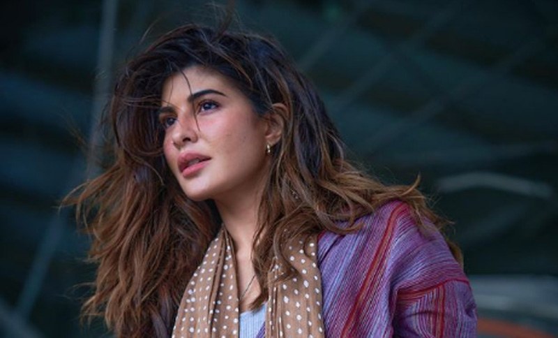 Delhi Court allows Jacqueline Fernandez to go abroad for professional commitment