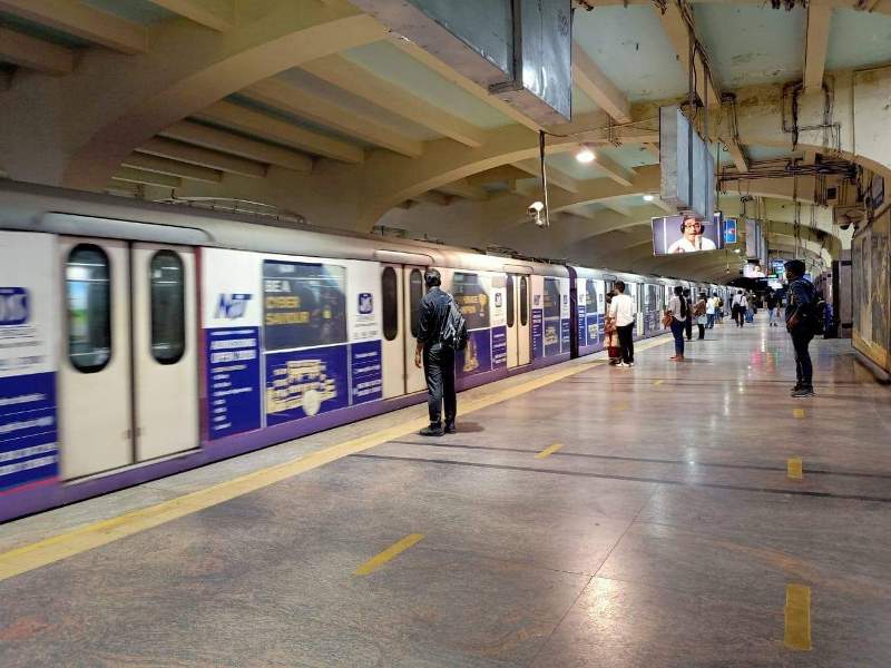 Kolkata Metro to run night-long services for Durga Puja revellers