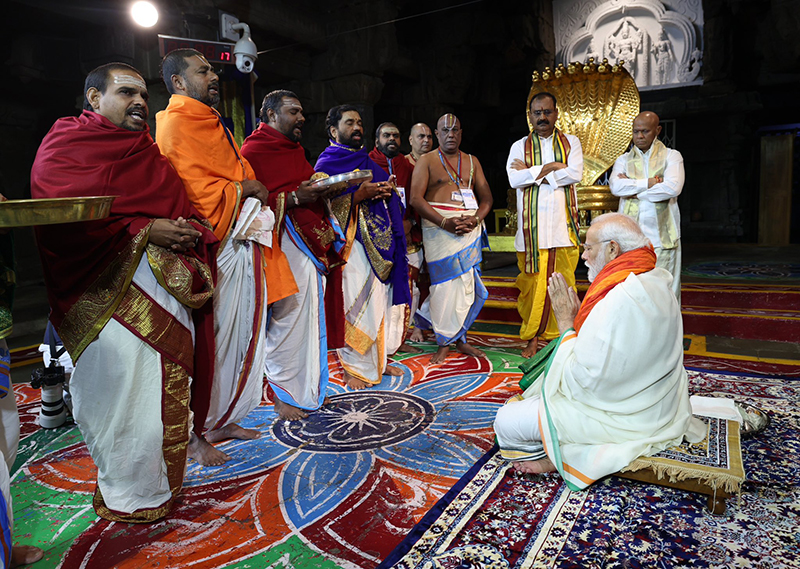 PM Modi offers prayers at Tirumala temple in Andhra Pradesh