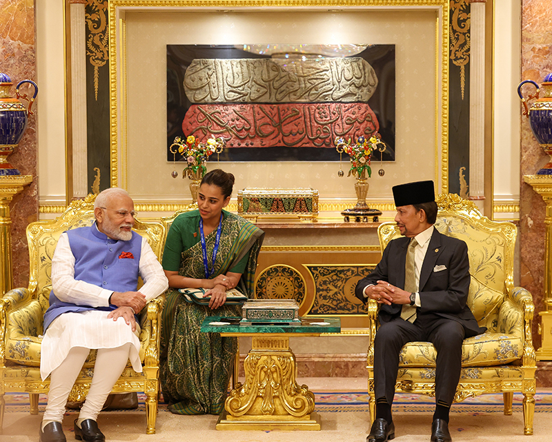 PM Narendra Modi meets Brunei Sultan Haji Hassanal Bolkiah, both leaders welcome elevation of bilateral ties