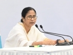 Mamata Banerjee stops eviction of illegal hawkers in Kolkata for a month