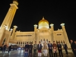 PM in Brunei: Narendra Modi visits Omar Ali Saifuddien Mosque in Bandar Seri Begawan