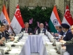 Narendra Modi invites Singaporean business leaders to look for investment oppurtunities in India