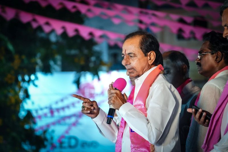 EC bans KCR from campaigning for 48 hours over his 'derogatory' statements against Congress