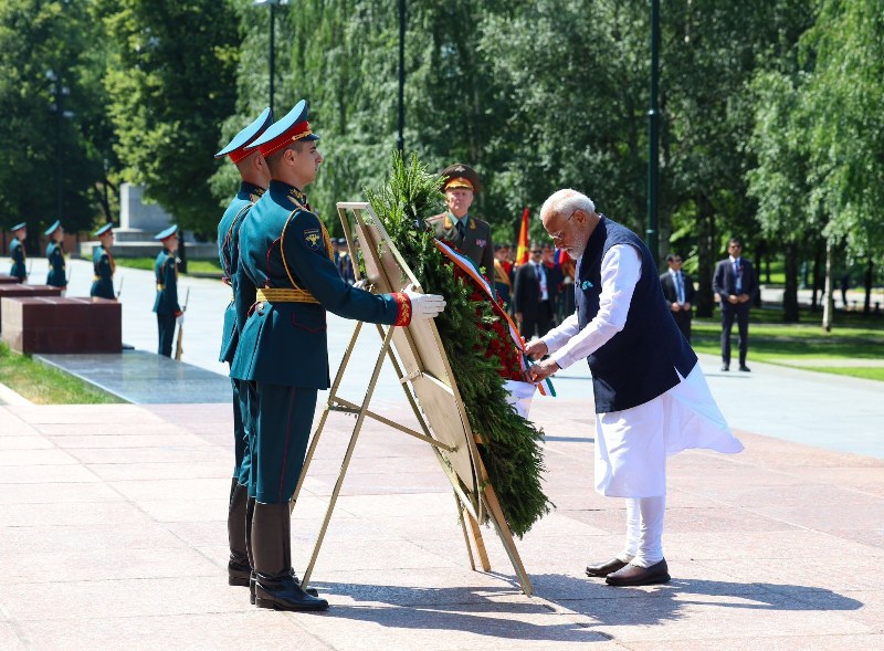 Narendra Modi, Vladimir Putin visits All Russian Exhibition Centre in Moscow