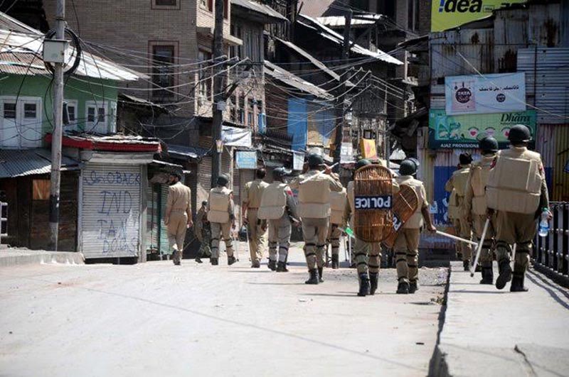 Jammu and Kashmir cop injured, gangster killed in Kathua shootout