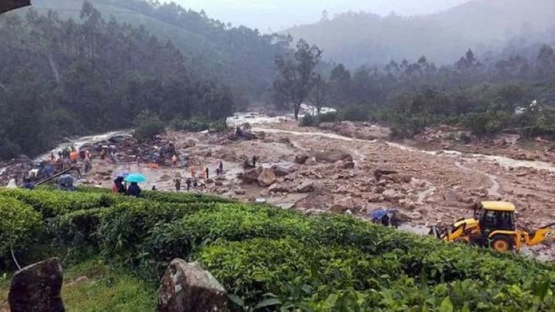 Eight die as landslides hit Wayanad, rescue operations ongoing