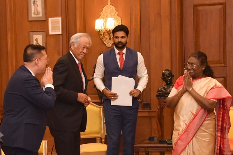 Droupadi Murmu expresses happiness over India-Singapore bond reaching level of Comprehensive Strategic Partnership during meeting with Dr Ng Eng Hen