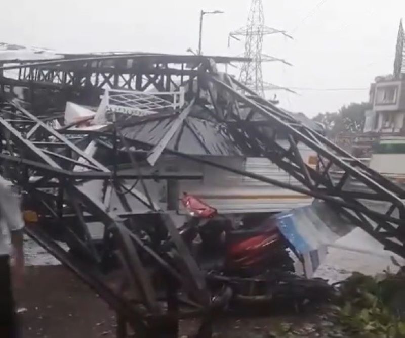 Billboard collapses near Pune due to strong winds three days after Mumbai incident kills 16