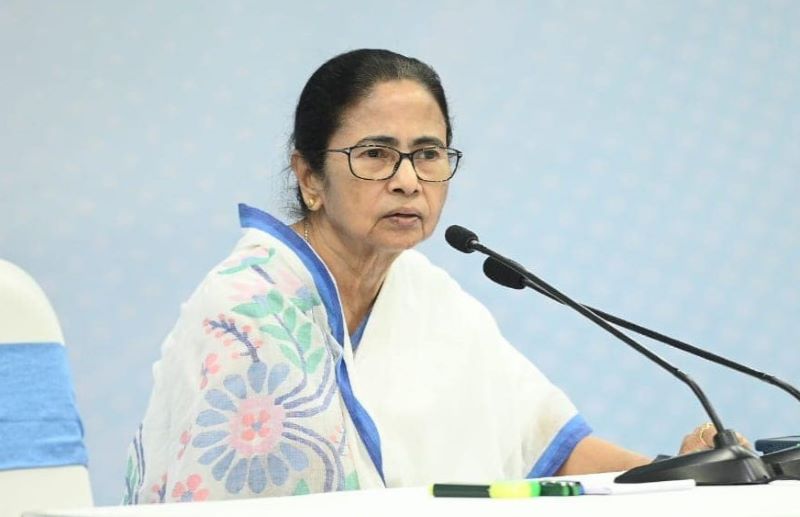 Mamata Banerjee backs Modi govt's stand on arrest of Hindu monk in Bangladesh