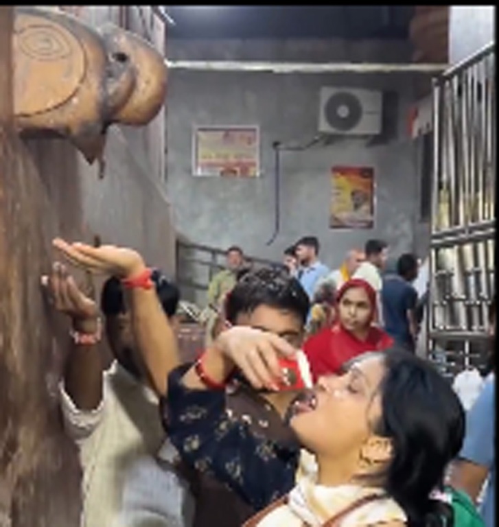 Devotees at Banke Bihari temple drink AC water thinking it to be 'Charan Amrit'