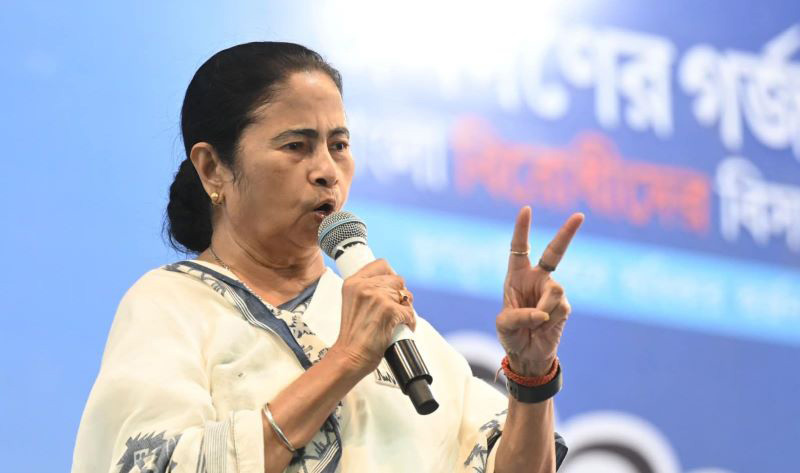 Mamata Banerjee says 'I am in INDIA alliance, it's coming to power'