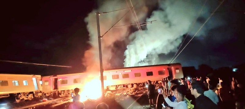 Tamil Nadu derailment: 19 injured in Darbhanga Bagmati Express collision with goods train, 13 coaches jump track