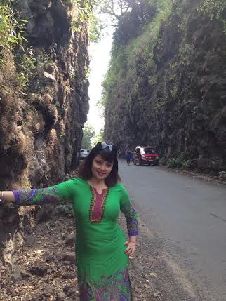 Seema Bedi becomes Mrs India Queen 2014 Western Zone Finalist