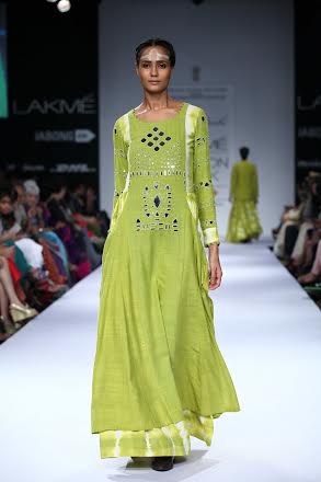 Sonal Singh Chauhan walks ramp at LFW