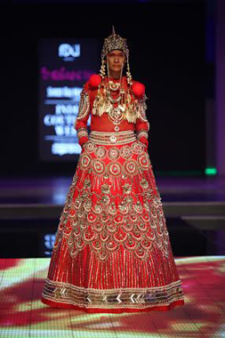Manish Arora showcases Indian at ICW Delhi