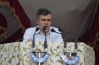 Blast scare at Farooq rally venue, Omar denies bomb explosion