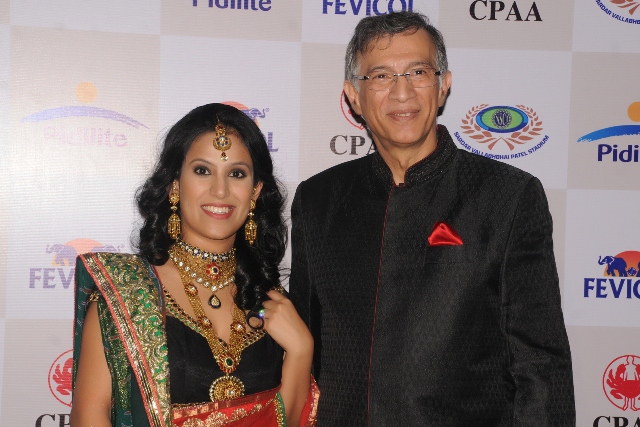 Priyanka Khurana Goyal supports Cancer patients by walking the ramp