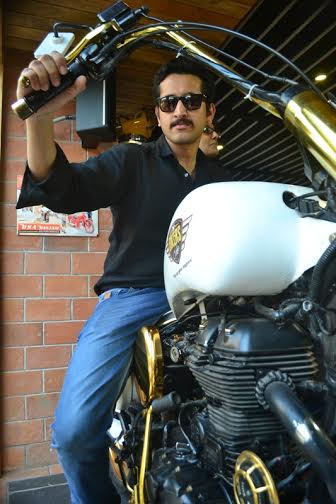Parambrata sizzles in The Bikers Cafe 