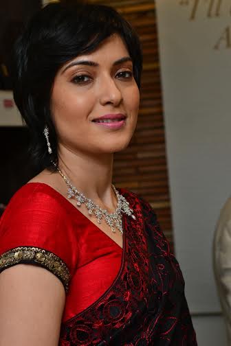 Arpita Chatterjee unveils Senco jewellery collection