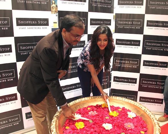 Shoppers Stop opens its new store in Kolkata