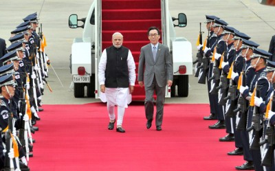 Modi arrives in South Korea
