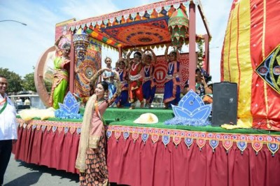 Director Divya Kumar represents India at Independence Day Parade in San Francisco