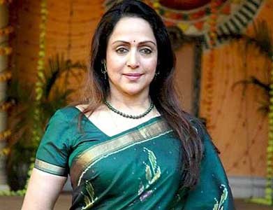 Hema Malini injured in road mishap