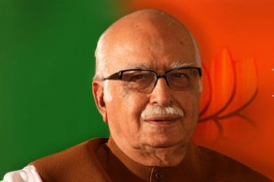 LK Advani backs PM Modi's visit to Lahore