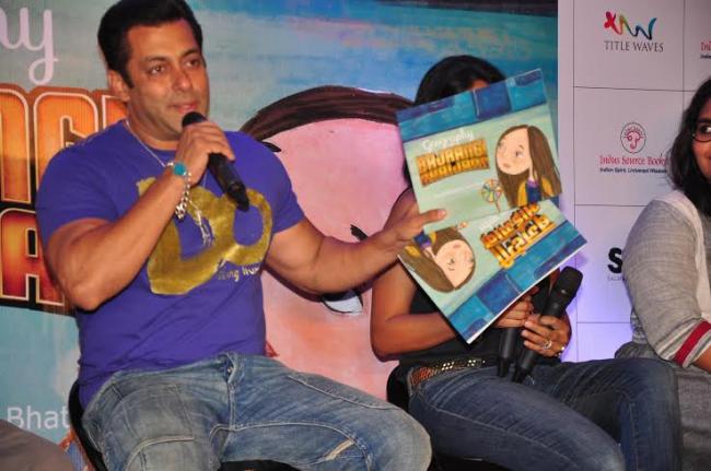 Salman Khan launch Bajrangi Bhaijaan book for children
