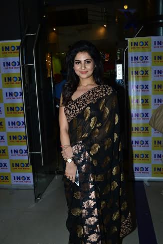  Tollywood actors attend premeire of Jomer Raja Dilo Bor