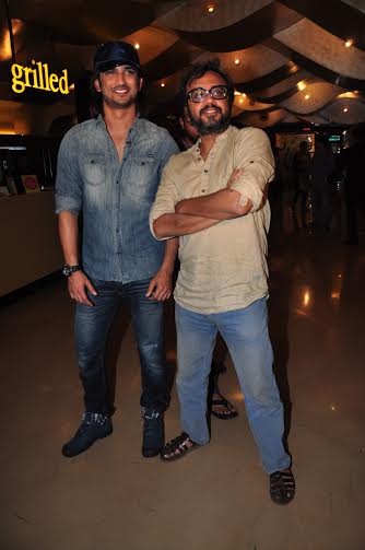 Sushant, Dibakar visit theatre to see audience reaction