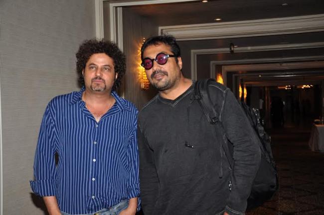 Vidhu Vinod Chopra launches screenplays of Guru Dutt's films