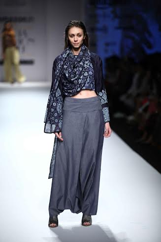 Amazon India Fashion Week: Aditi Rao Hydari sizzles on the ramp
